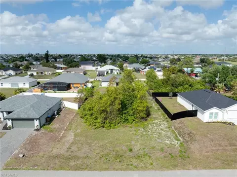 2616 NE 5th Ave, Cape Coral, FL 33909