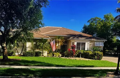 10551 Curry Palm Ln, Fort Myers, FL 33966