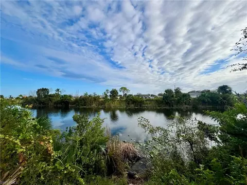 1857 NE 23rd St, Cape Coral, FL 33909