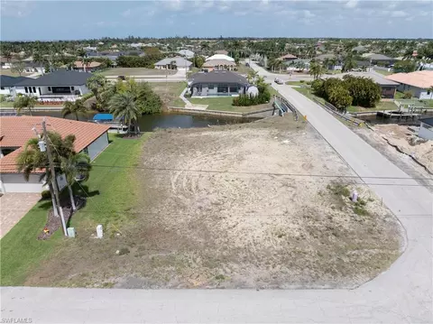 2581 SW 28th Ter, Cape Coral, FL 33914