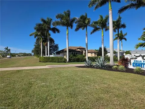 2406 Kismet Lakes Ln, Cape Coral, FL 33993