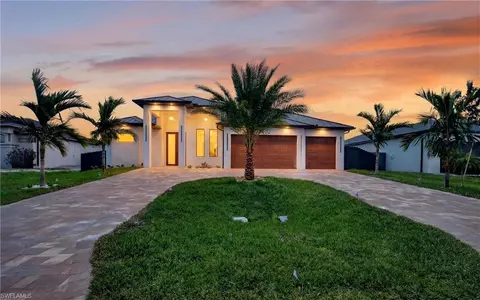 3702 Ceitus Pkwy, Cape Coral, FL 33991