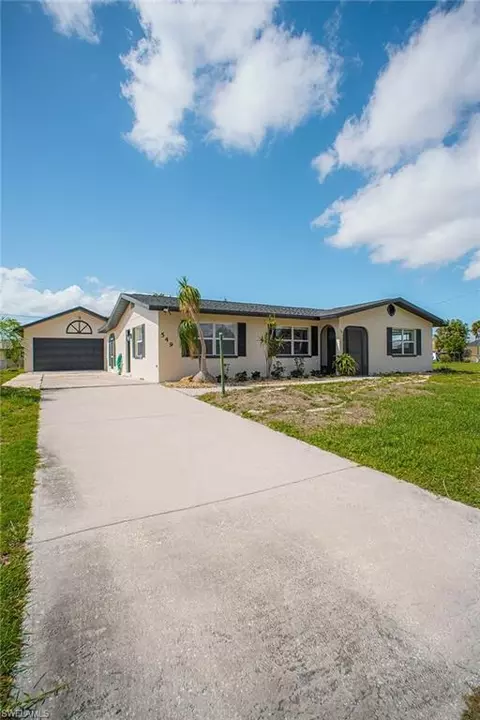 549 Lakemont Ave NW, Port Charlotte, FL 33952