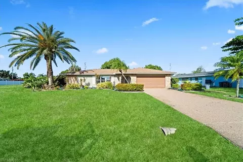 4920 Nassau Ct, Cape Coral, FL 33904