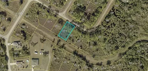 641 Jeffries St, Lehigh Acres, FL 33972