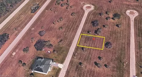 8 Finch Ct, Placida, FL 33946