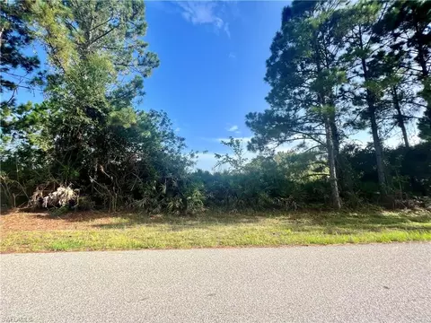 12415 Deepwoods Ave, Port Charlotte, FL 33981