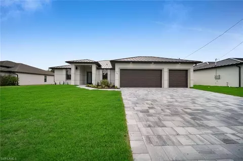 38 NE 8th Pl, Cape Coral, FL 33909