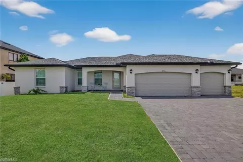 2716 NW 45th Pl, Cape Coral, FL 33993