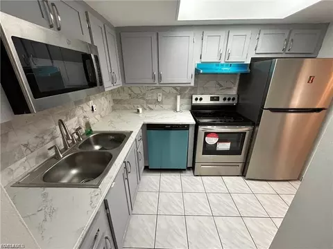 3704 Broadway #107, Fort Myers, FL 33901