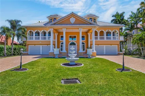 12470 Panasoffkee Dr, North Fort Myers, FL 33903