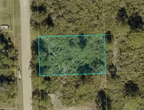 6006 Pat Ave N, Lehigh Acres, FL 33971