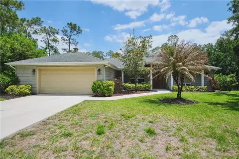 2220 Canton Ave, Alva, FL 33920