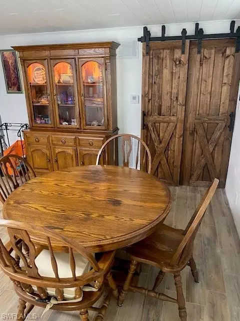 Dining - 2647 Pine St, Matlacha, FL 33993 photo 1 of 1