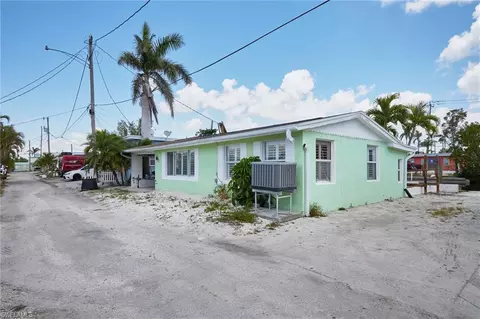 Exterior - 2647 Pine St, Matlacha, FL 33993 photo 6 of 9