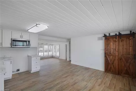 Living - 2647 Pine St, Matlacha, FL 33993 photo 3 of 8