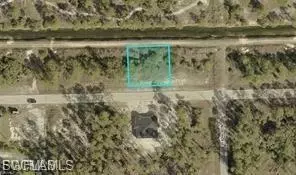 1113 E 12th St, Lehigh Acres, FL 33972