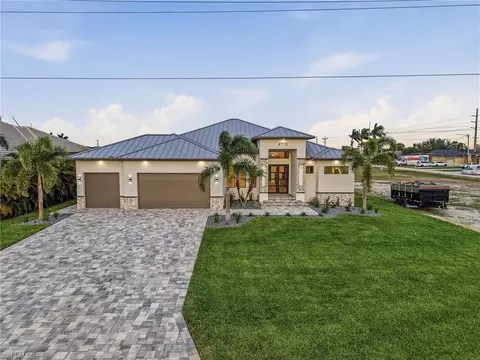 4713 SW 11th Ave, Cape Coral, FL 33914