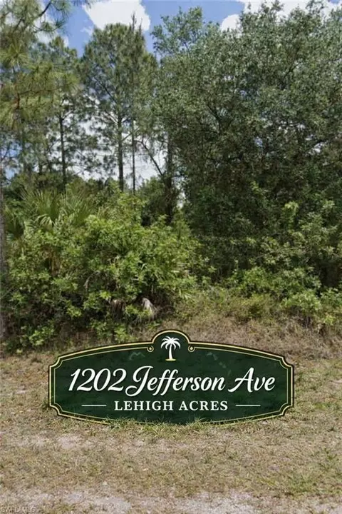 1202 Jefferson Ave, Lehigh Acres, FL 33972