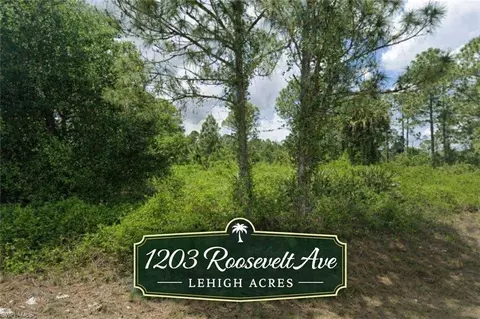 1203 Roosevelt Ave, Lehigh Acres, FL 33972