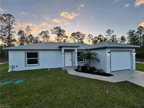 2305 Grant Ave, Alva, FL 33920