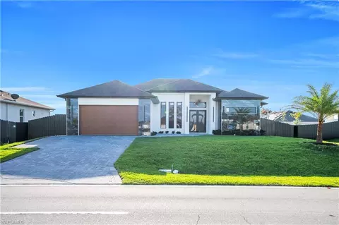 2020 Santa Barbara Blvd N, Cape Coral, FL 33993