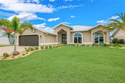 5011 SW 5th Pl, Cape Coral, FL 33914