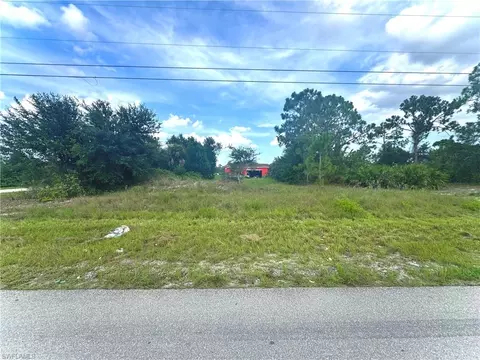 2519 38th St SW, Lehigh Acres, FL 33976