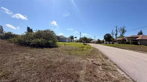 2309 NW 34th Ave, Cape Coral, FL 33993