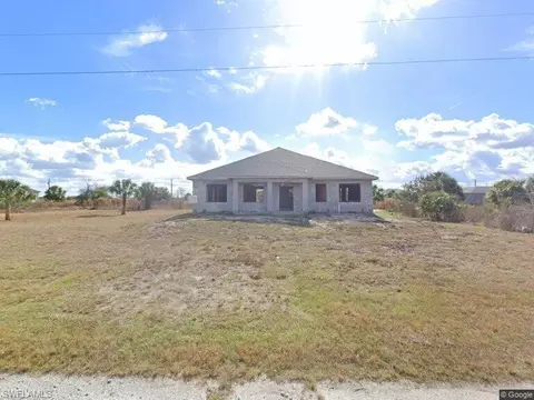 209 Nautilus Ave, Labelle, FL 33935