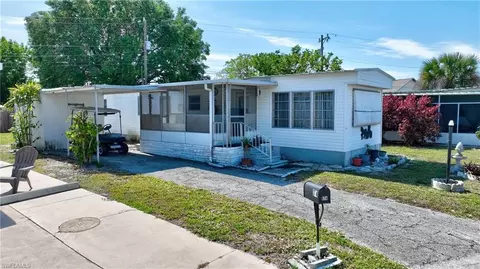 174 Santa Fe Trl, North Fort Myers, FL 33917