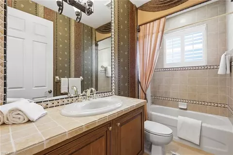 Bath - 9277 Springview Loop, Estero, FL 33928 photo 4 of 4