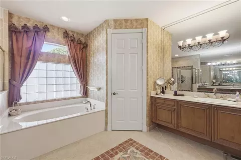 Bath - 9277 Springview Loop, Estero, FL 33928 photo 3 of 4