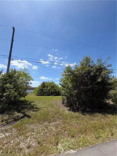 2926 NW 11th Ter, Cape Coral, FL 33993