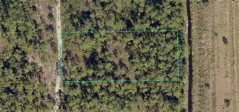 5912 Stewart Ln, Labelle, FL 33935 photo 2