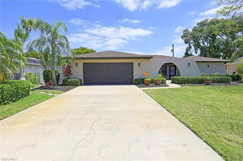3739 SE 3rd Pl, Cape Coral, FL 33904