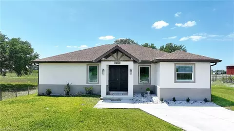 7655 17th Pl, Labelle, FL 33935