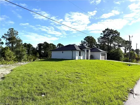 803 Newell St E, Lehigh Acres, FL 33974