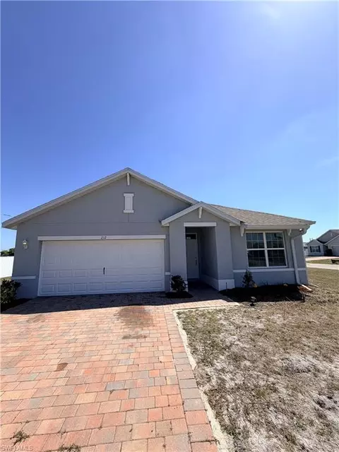 212 NW 6th Ter, Cape Coral, FL 33993