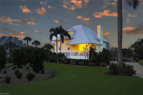 246 Christofer Ct, Sanibel, FL 33957