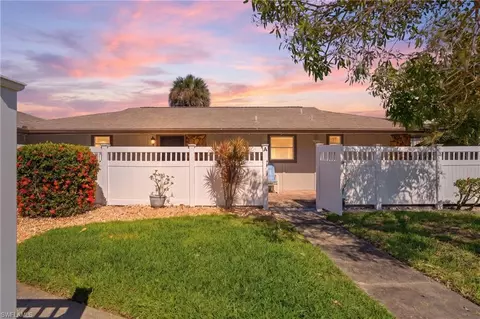 4289 Island Cir #1, Fort Myers, FL 33919