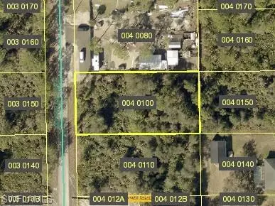 2004 Monroe Ave, Alva, FL 33920