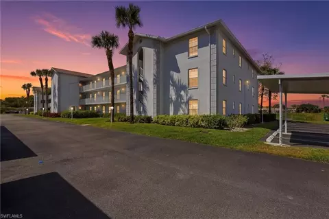 9580 Victoria Ln #A102, Naples, FL 34109