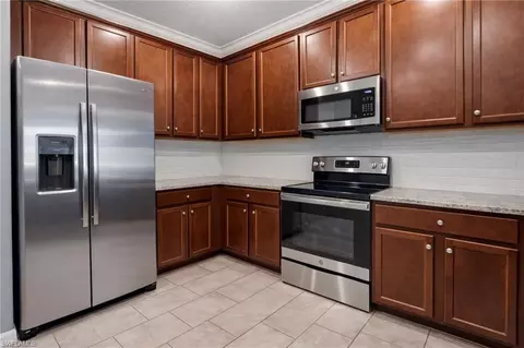 2519 Vine Ave, Naples, FL 34120 photo 3