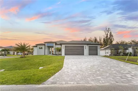 142 SW 33rd Pl, Cape Coral, FL 33991