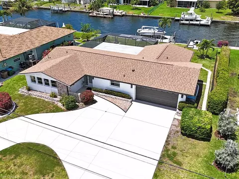 4520 SE 1st Pl, Cape Coral, FL 33904
