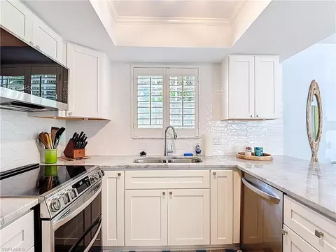 Kitchen - 4246 Ute Ct, Estero, FL 33928 photo 2 of 3