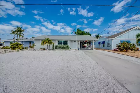 355 Donora Blvd, Fort Myers Beach, FL 33931