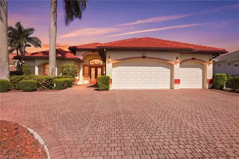5072 Sorrento Ct, Cape Coral, FL 33904