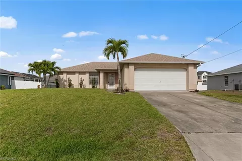 224 SW 14th Ave, Cape Coral, FL 33991